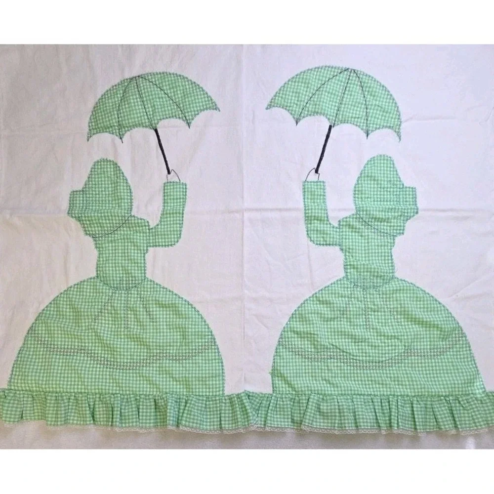 2 Embroidered Ruffled Pillowcases Southern Belle Sunbonnet Sue Applique Green